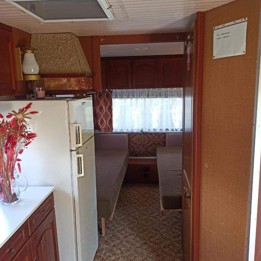 Pole U Mani Hotell Wizajny Exteriör bild